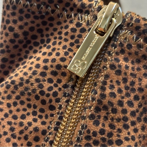 Jessica Simpson Hendria Faux Suede Pointed Toe Ankle Boots - Picture 4 of 8